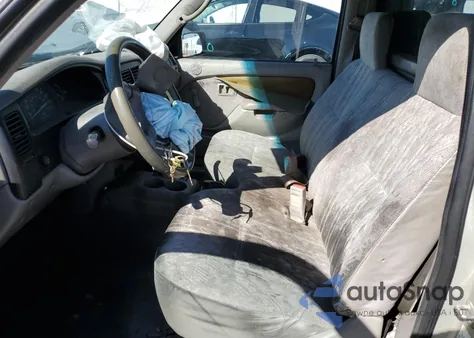 2001 Toyota Tacoma из США, поврежденный, VIN 5TENL42N61Z751733